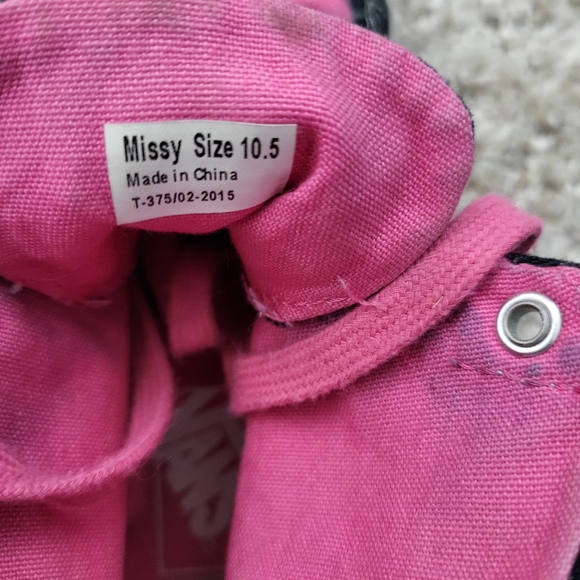 Vans - Picture 5 of 5